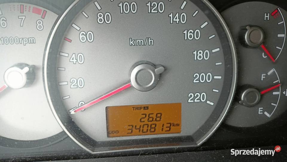 KIA Carens III 2007r siedmio osobowa 20 elektrycznie ustawiane fotele Lublin