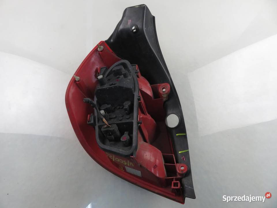 LAMPA PRAWA TYLNA RENAULT CLIO III 89035080 małopolskie