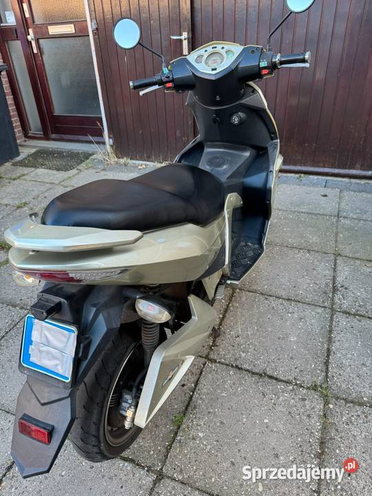 Skuter elektryczny XINSILU TDE57ZA Krzepice