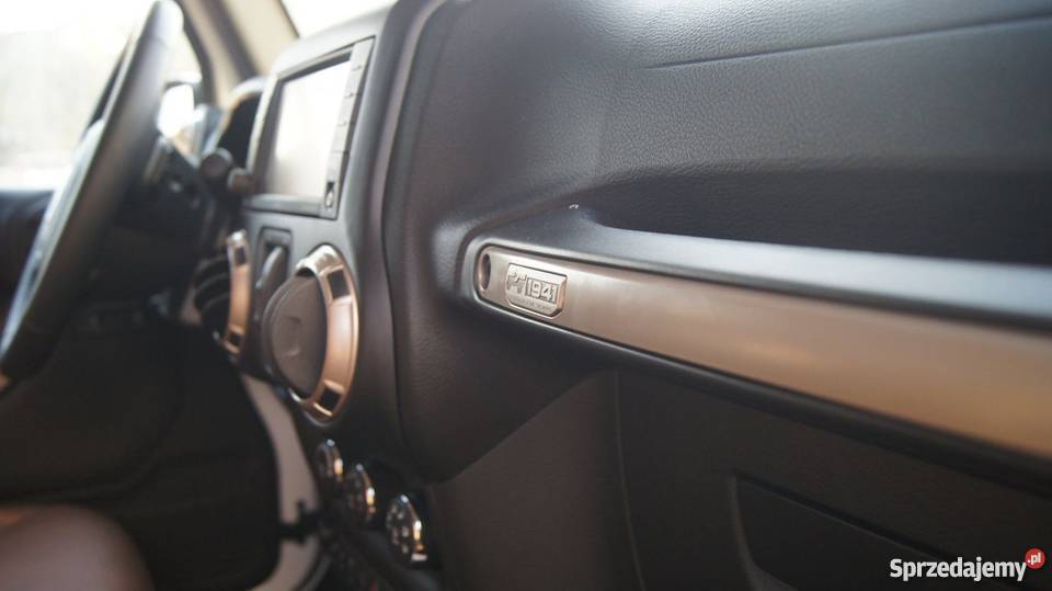 Sprzedam Jeep Wrangler bialy wspomaganie kierownicy Warszawa