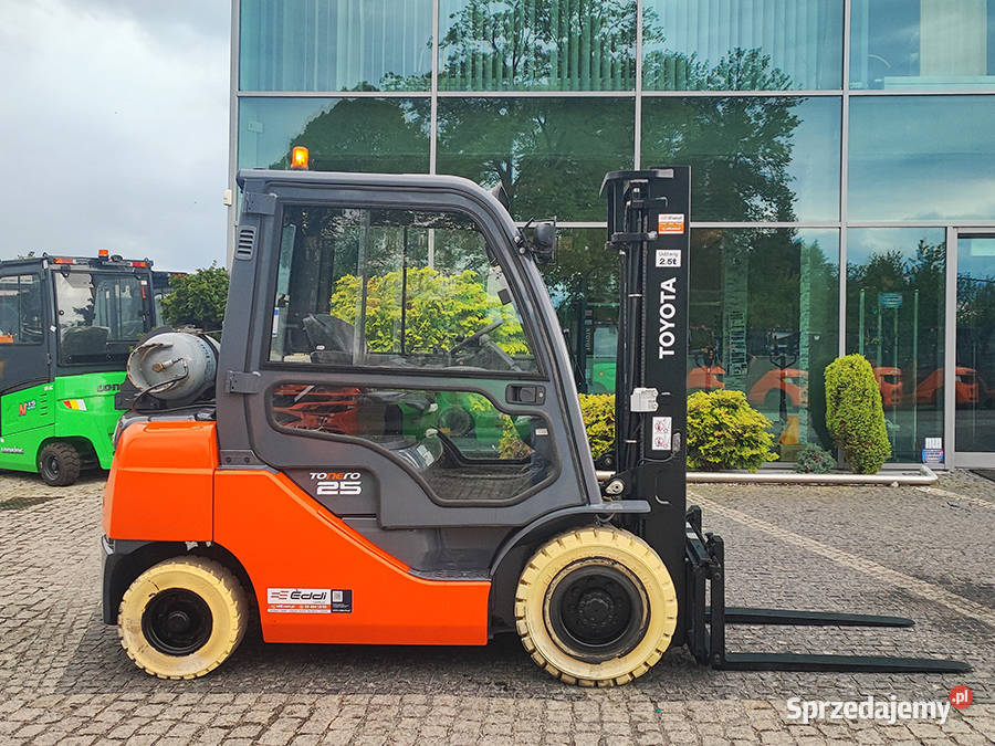 Wózek widłowy Toyota 028FGF25 duplex 33 m 25 Kęty