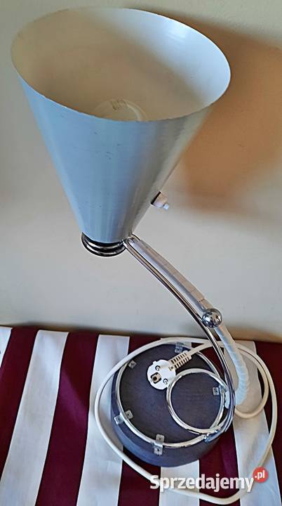 Lampa kreatywna na stolik niespotykana