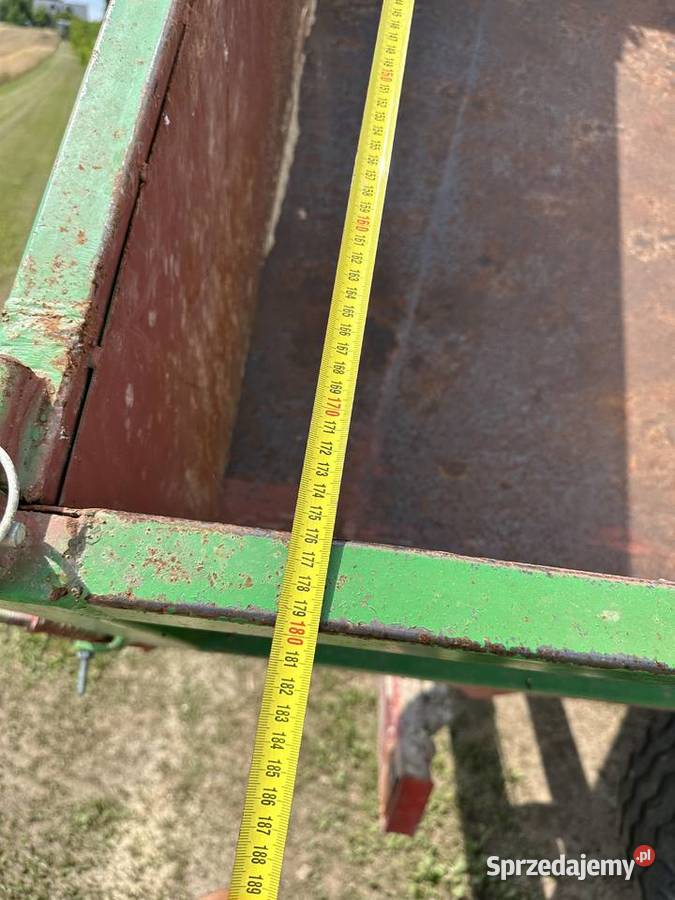 Przyczepa wywrotka kiper 3stronny 4 m solidna nieuszkodzony Maszyny rolnicze świętokrzyskie