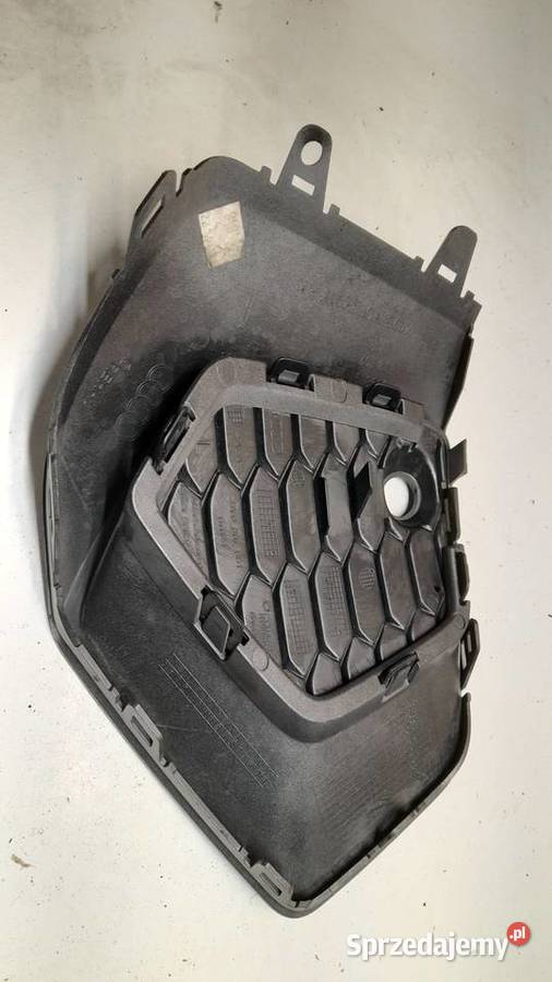 AUDI A3 8Y0 KRATKA ZDERZAKA PRZÓD LEWA 8Y0807953 Goleniów