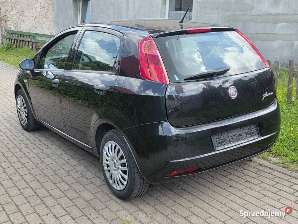Fiat Punto 2012 10900 sprzedam