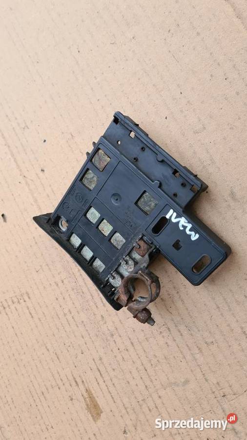 IVECO DAILY 4 0611 klema plusowa bezpieczniki Legnica