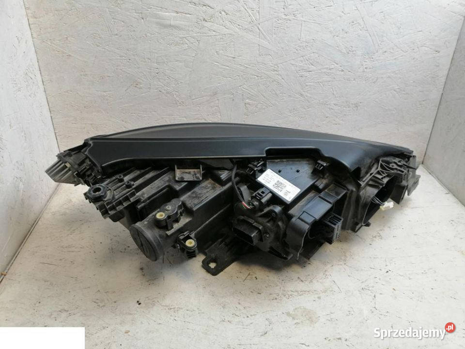 Volkswagen Arteon reflektor prawy full led Części samochodowe Kozubszczyzna