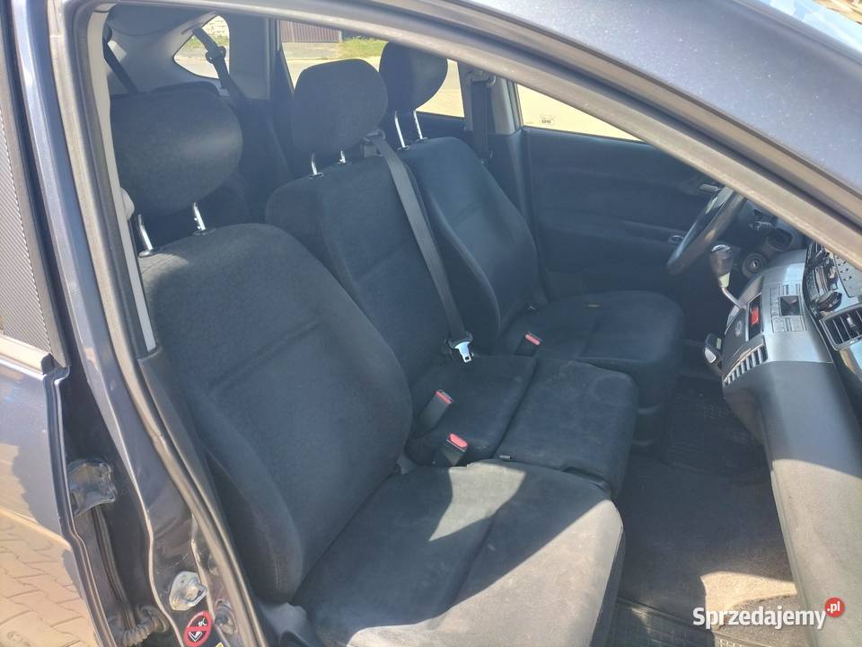 Honda FRV Van / Minibus