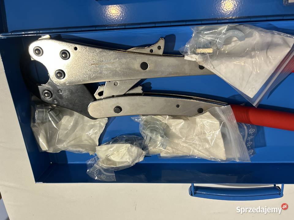 Praska ręczna uponor U 14 U16 U18 U20 prasa Kraków