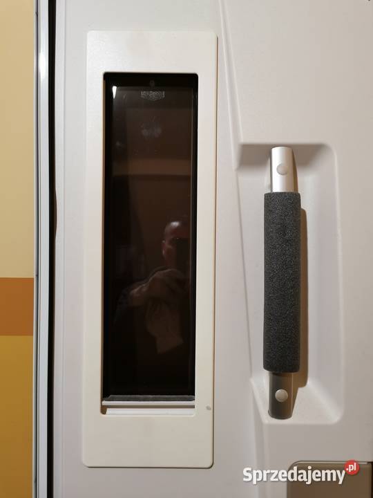 Wysokie drzwi wejściowe do kampera z ramą Siemianowice Śląskie