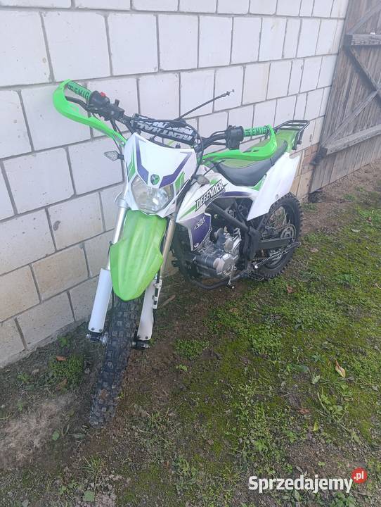 Defender 150 nieuszkodzony Krzemień Pierwszy