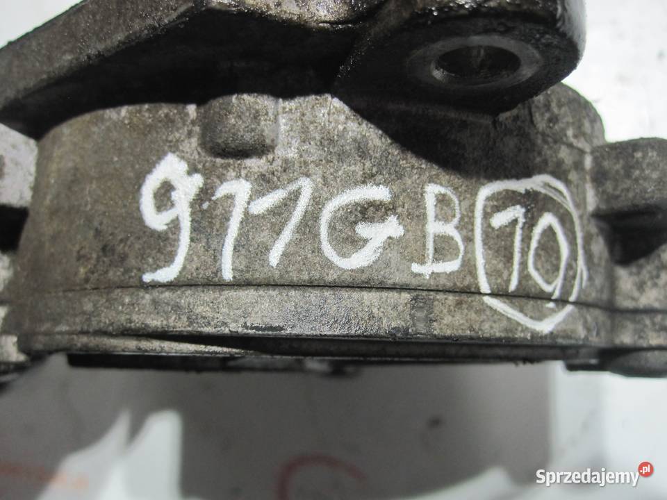 MERCEDES KLASA C W204 271950 184 18B vacum pompa Kielce