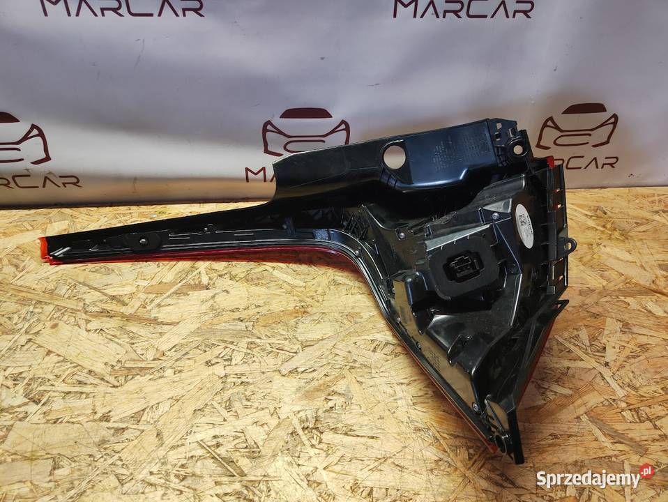 Lampa Prawy Tył Volvo XC60 II 2017 32228915 osobowe Lampy tylne Pleszew