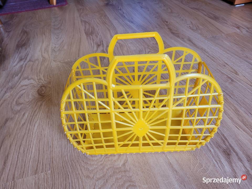 Sprzedam uniwersalny koszyczek plastikowy Zelów