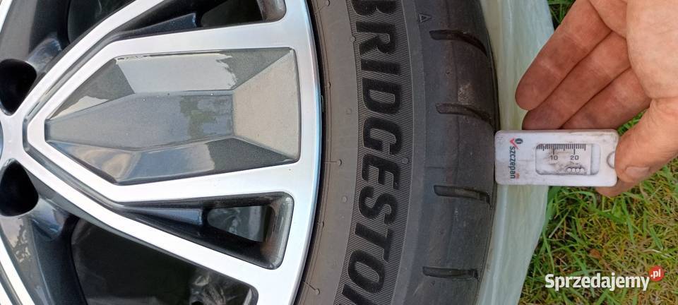 Alufelgi Audi r19 z oponami Bridgestone 24540 Samochodowe