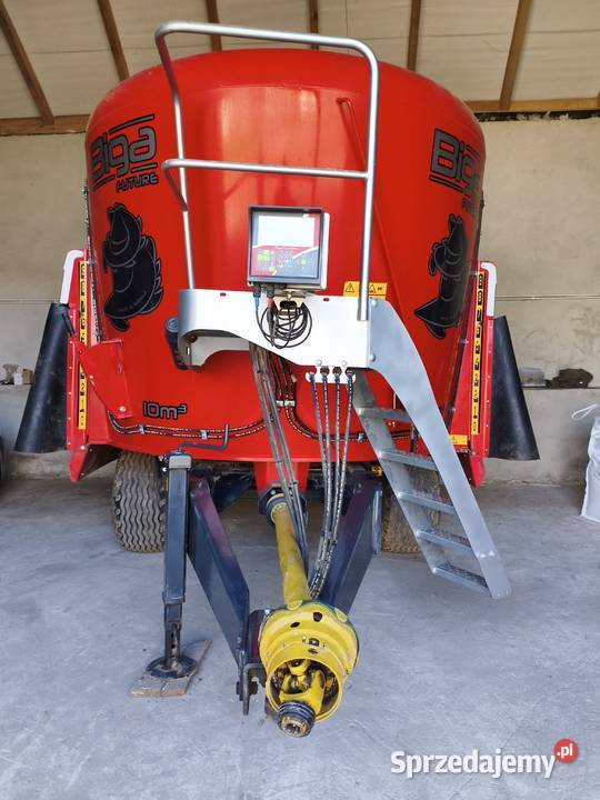 Wóz paszowy Peecon Biga Future 10m3 Hodowla i gospodarstwo Grajewo