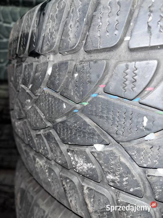 Komplet opon zimowych Dunlop sp winter sport Lubrza sprzedam