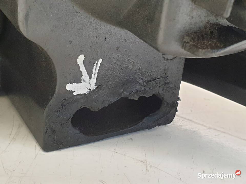 LAMPA PRAWA Chevrolet Equinox PRZEDNIA prawy osobowe Lampy przednie Rudka