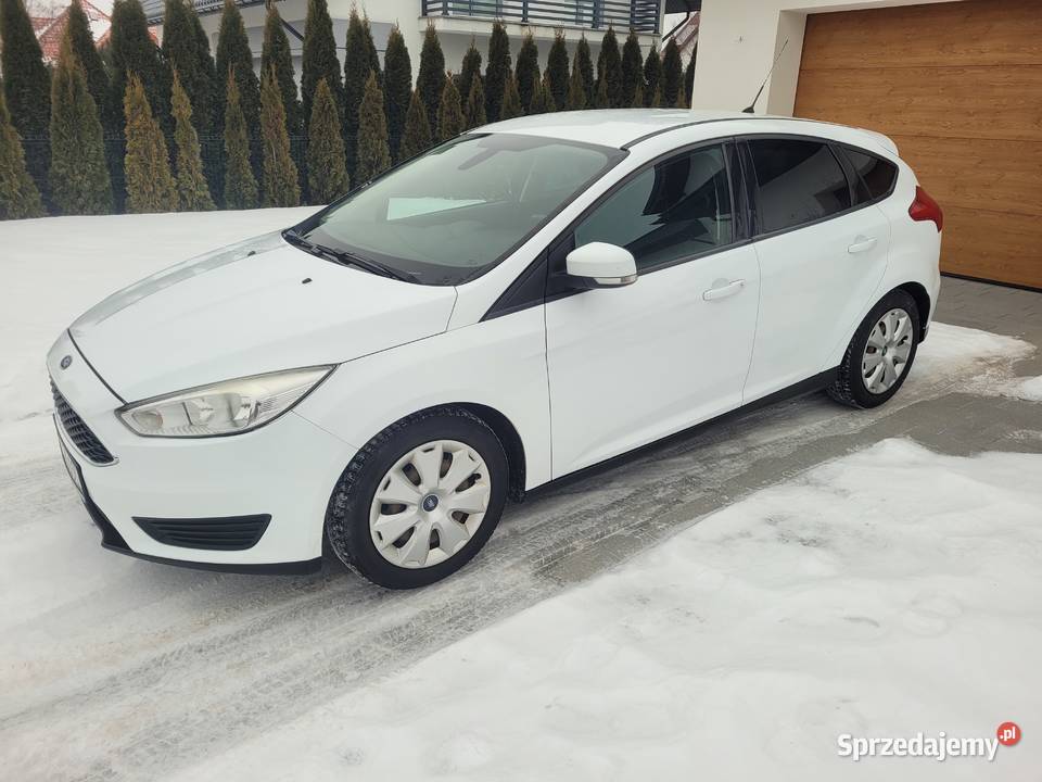 Ford Focus MK3 Lift 2015 10 Benzyna 100 Salon benzyna Busko-Zdrój