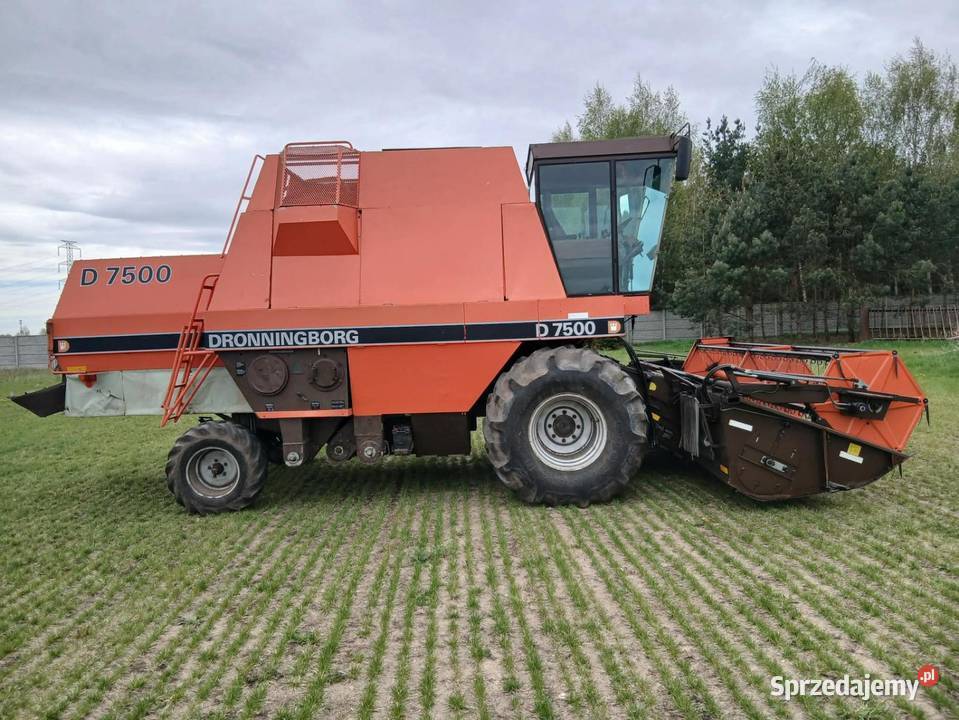 Kombajn Dronningborg D7500 Buk