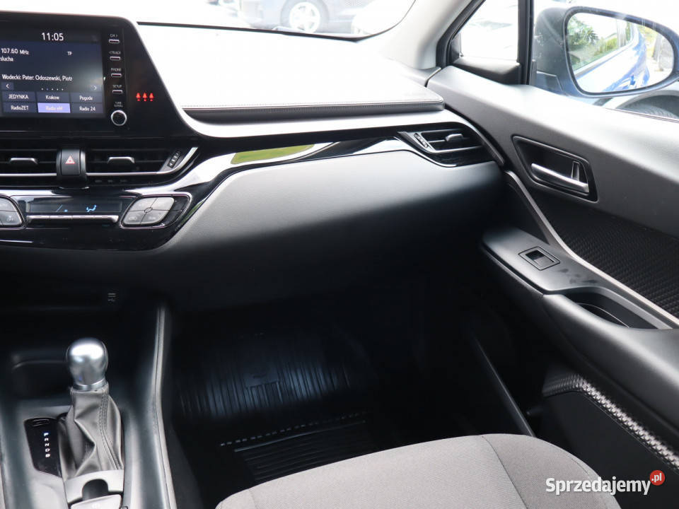 Toyota CHR 18 Hybrid wielofunkcyjna kierownica