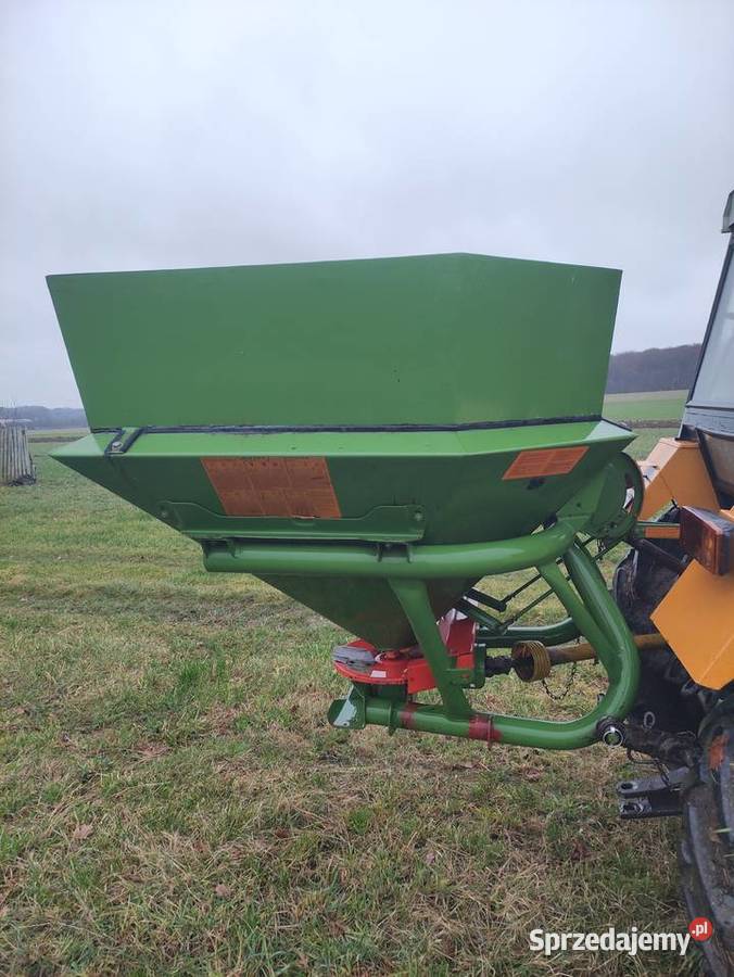 Sprzedam rozsiewacz Amazone zaf 604r Sędziszów