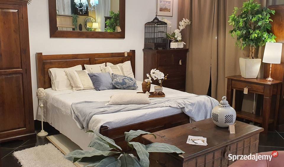Klasyczny drewniane łóżko 160x200 z akacji indyjskiej