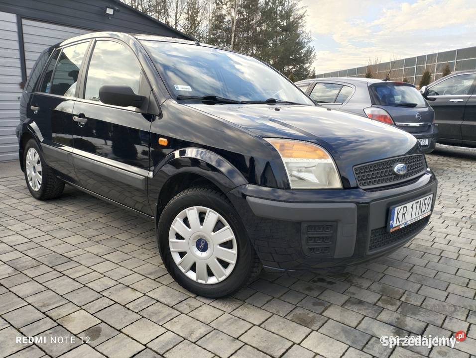 ŁADNY FORD FUSION 14beznyna niezawodny do jazdy benzyna Ropczyce