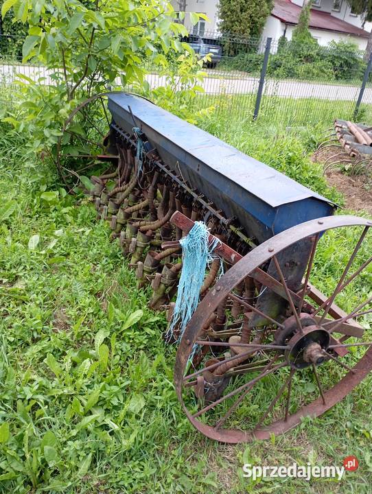 Siewnik zbożowy 23lejki nieuszkodzony sprzedam