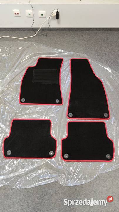 Dywaniki Welurowe Audi A4 B7 Czerwony niebieski Poznań