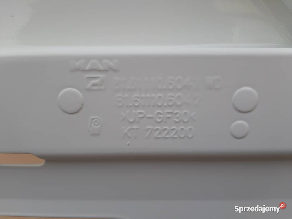MAN TGS EURO 6 MASKA GRILL ATRAPA 81611106042 ciężarowe Trzciel