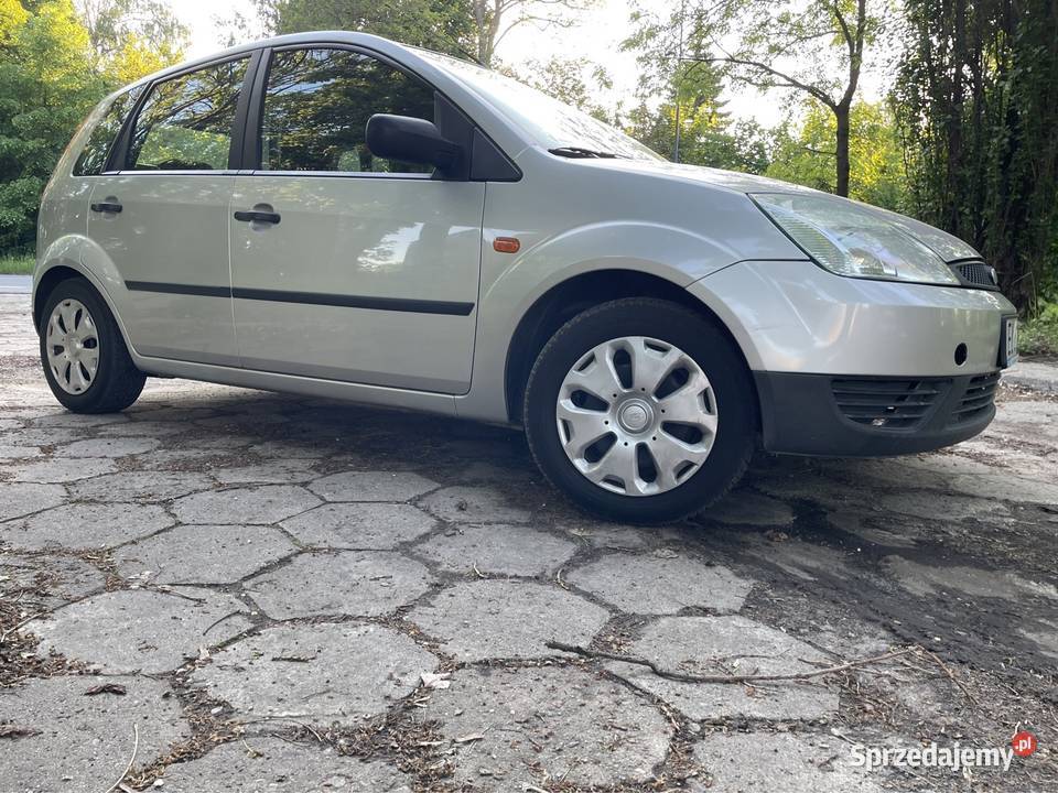 Ford fiesta mk6 benzyna 14 właściciela 10 lat Fiesta łódzkie Łódź
