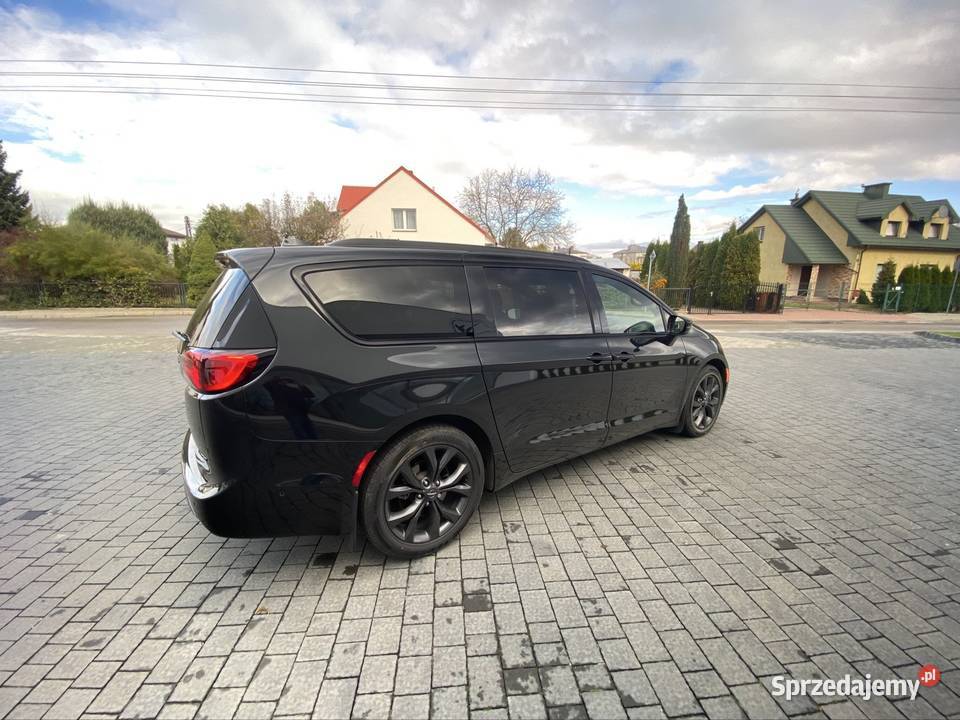 Chrysler Pacifica LIMITED S 2020 FULL 46 000 Tomaszów Lubelski
