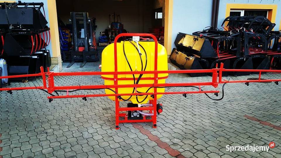 Opryskiwacz polowy 200300400600800L LANCA 81012M Mielec