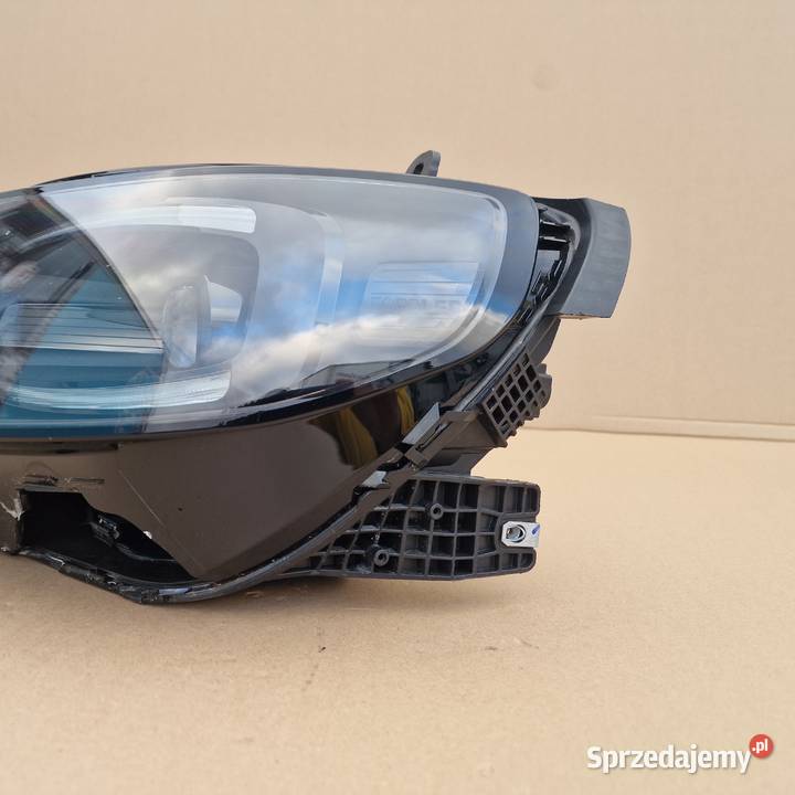 FORD CAPRI LAMPA REFLEKTOR FULL LED LEWA osobowe Bieleń