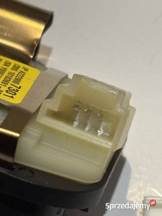 CZUJNIK SENSOR DESZCZU MERCEDES S W222 13 osobowe lubelskie Lublin