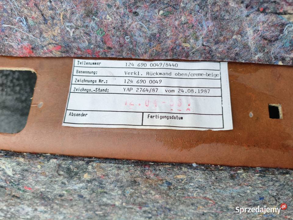 Mercedes W124 półka tylna sedan kremowa osobowe Półki tylne Skarżysko-Kamienna sprzedam