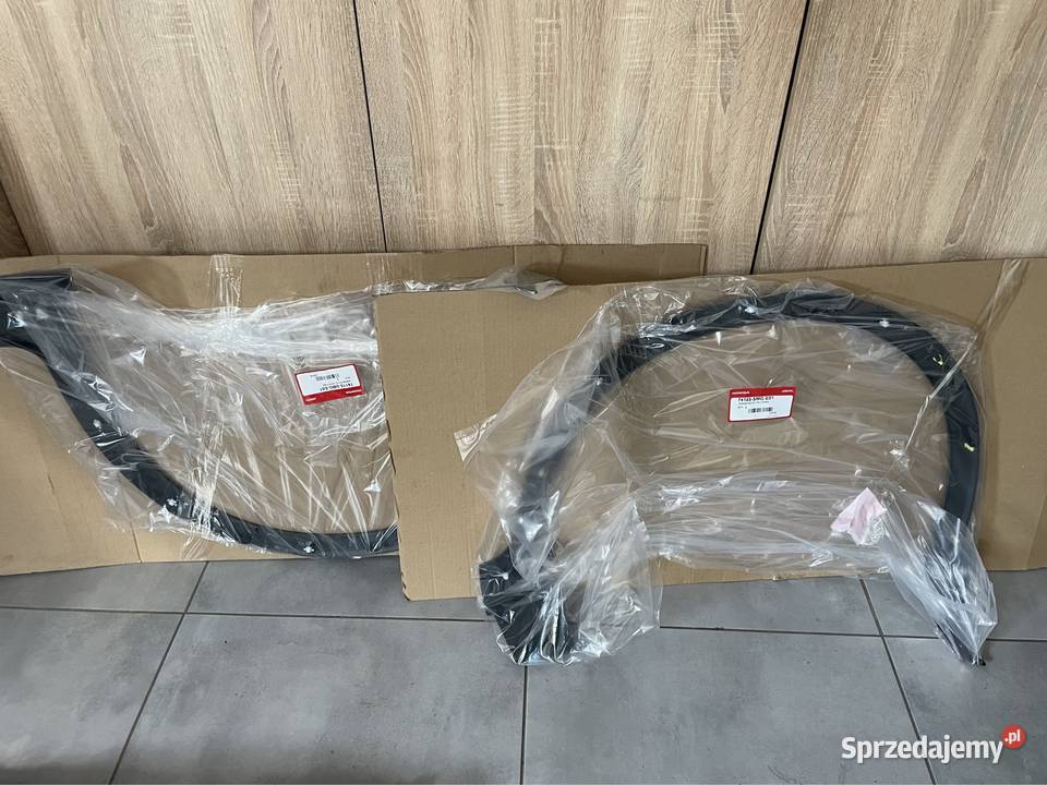 Honda Civic VIII UFO 5d listwa przód 2007 lubelskie Kozubszczyzna