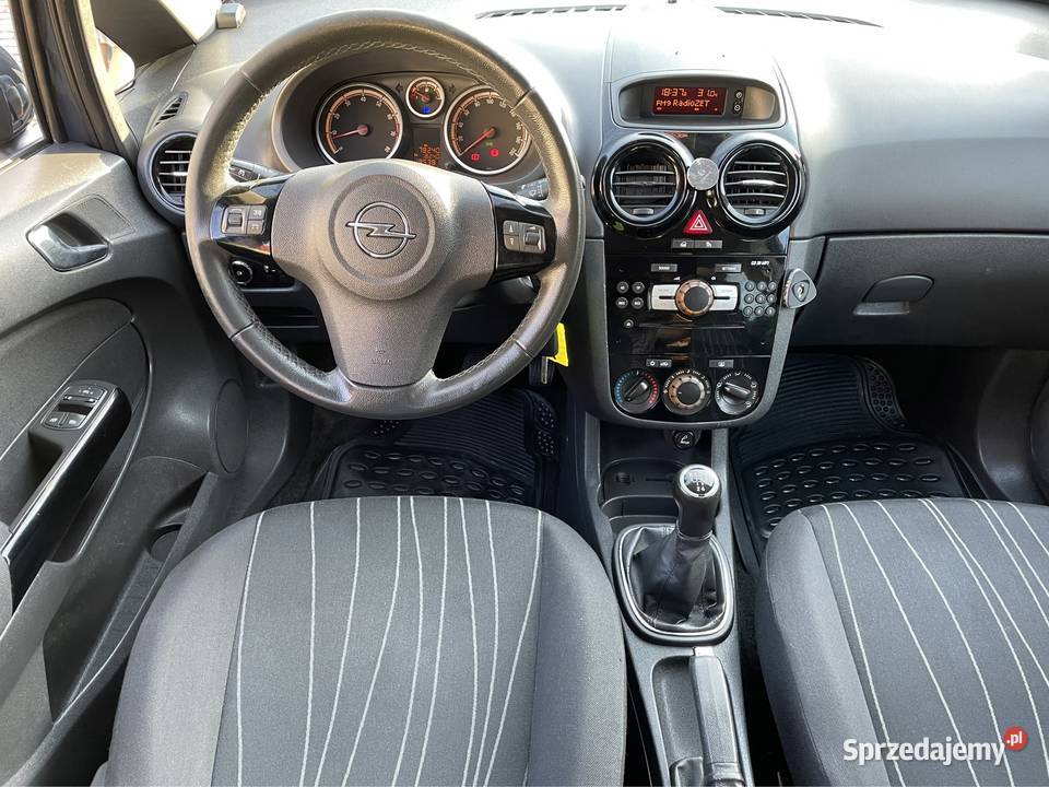 Opel Corsa D 14 16v Benzyna 90 Super STAN Rzeszów