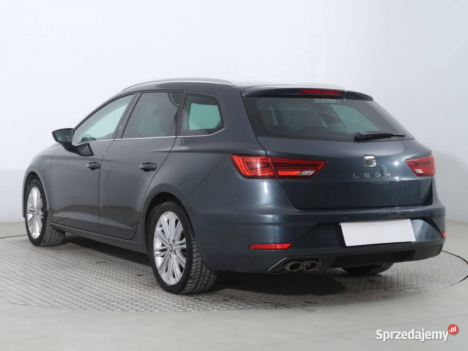 Seat Leon 15 TSI 4/5 Leon Piaseczno