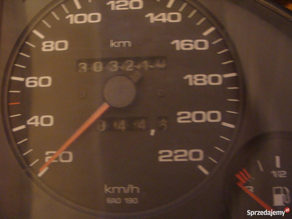 Audi 80 B4 19 TDI licznik z obrotomierzem osobowe Słupsk sprzedam