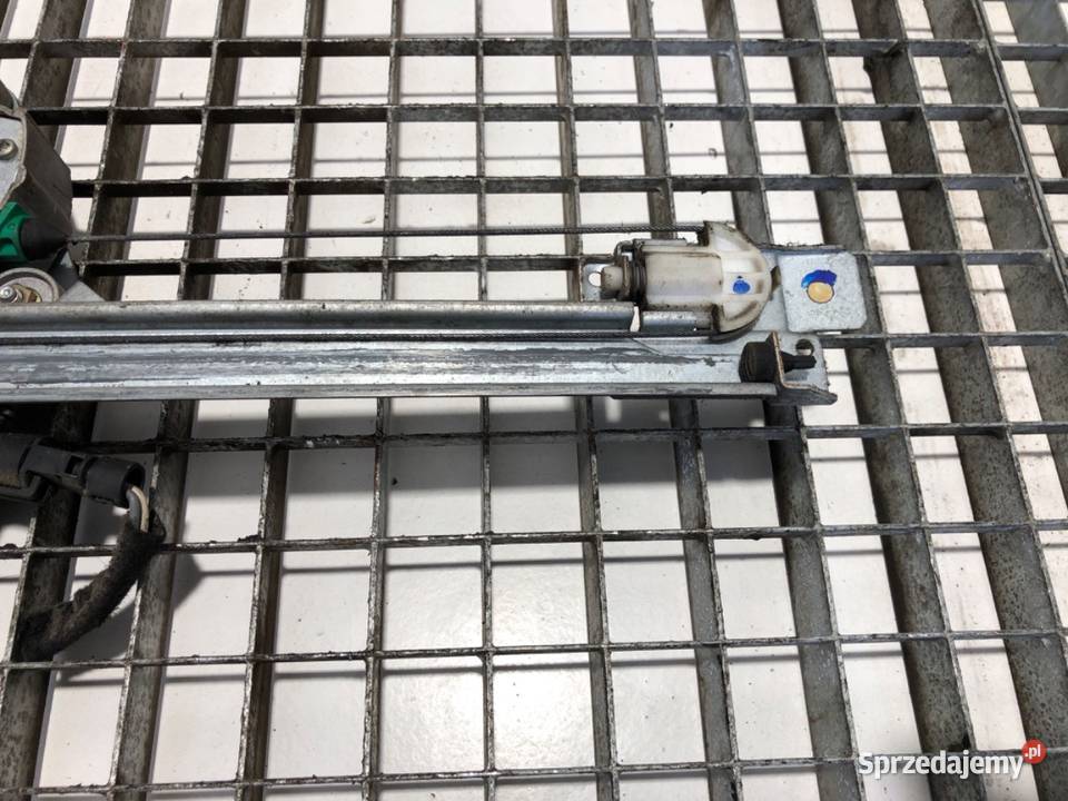 PODNOŚNIK SZYBY PRAWY PRZÓD OPEL VIVARO A podkarpackie