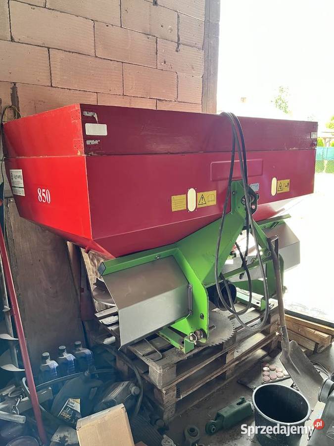 Rozsiewacz Unia Brzeg MX nieuszkodzony Piaski