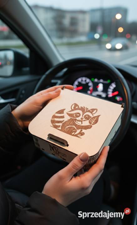 Wielorazowy Zapach do Samochodu z Drewna Warszawa