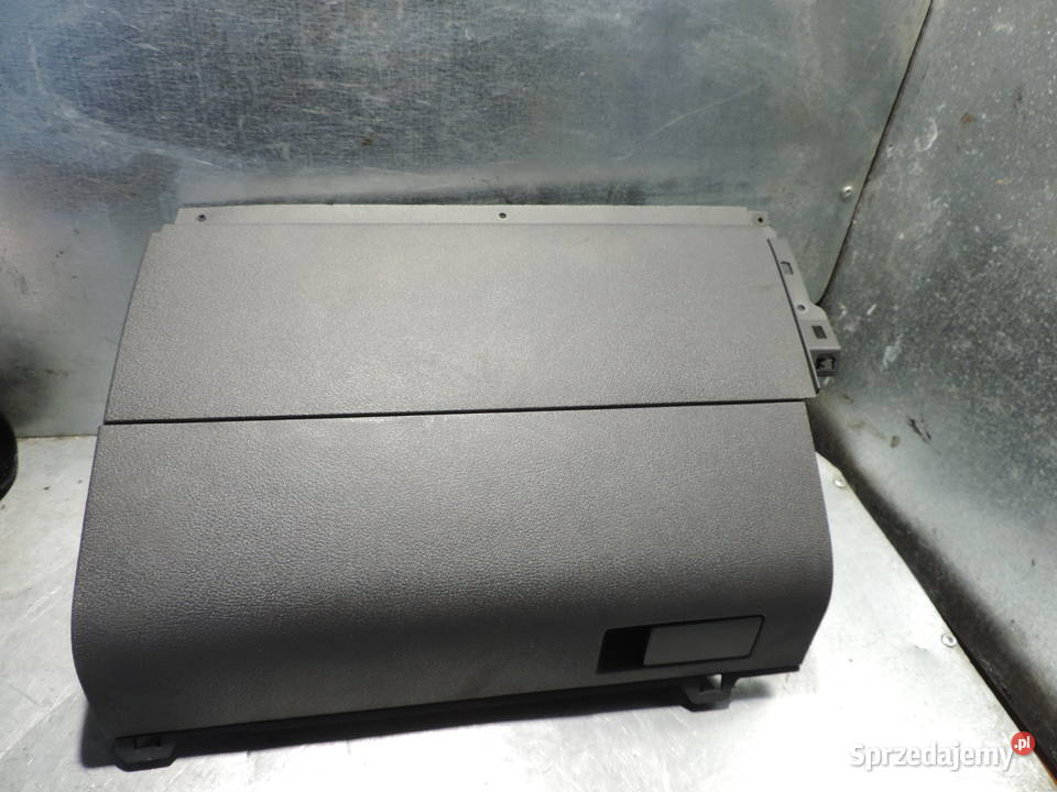 VW TOURAN 1 I SCHOWEK PASAŻERA osobowe Nowy Sącz