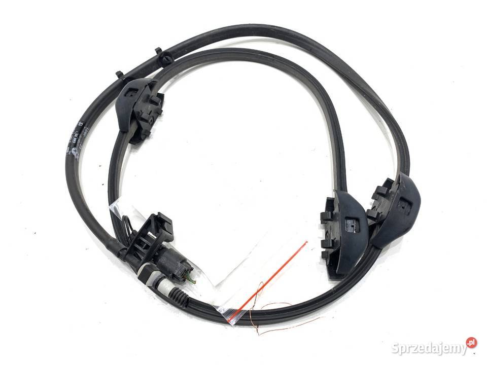 DYSZE SPRYSKIWACZY SZYB KOMPLET BMW F44 Dysze spryskiwaczy sprzedam