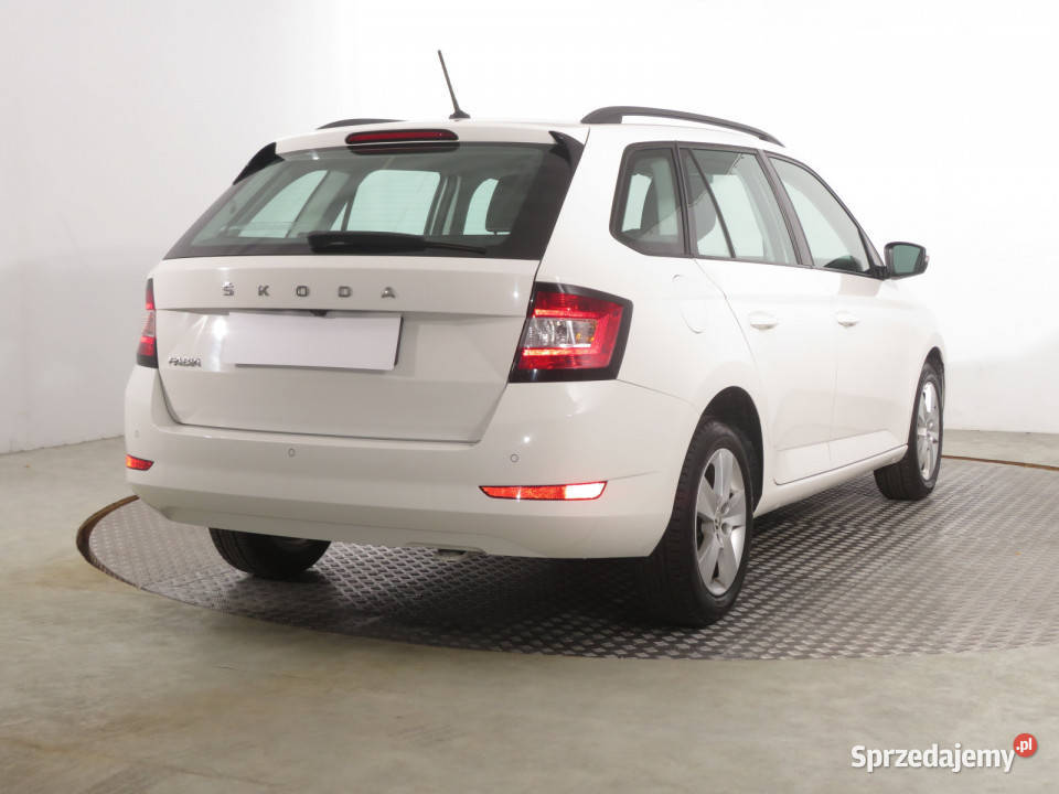 Skoda Fabia 10 TSI czujnik parkowania śląskie sprzedam