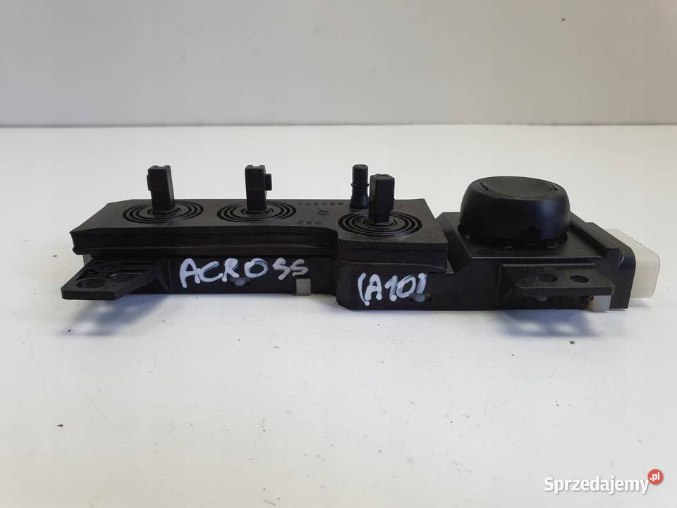 Toyota Prius IV Suzuki Across PRAWY PANEL lubelskie Rudka