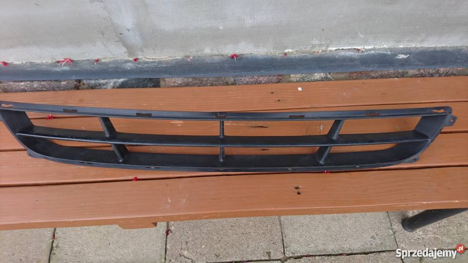 kratka wlotu powietrza w zderzaku sonata 2006 listwy na zderzak Słupsk