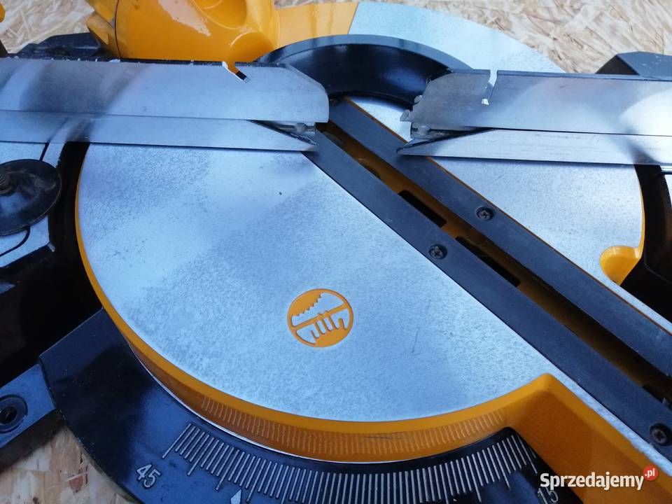 UKOŚNICA Z POSUWEM JCB model SCMS255 1600W 255 Elektryczne wielkopolskie